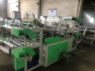 Полуавтоматический станок для производства пакетов в рулоне CH-R500