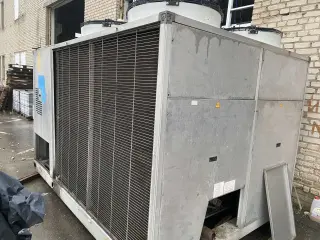Чиллер CLIMAVENETA