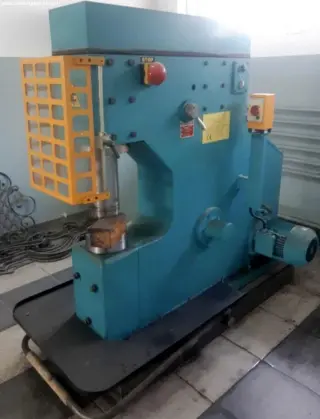 Кузне́чный мо́лот HEBO LH50