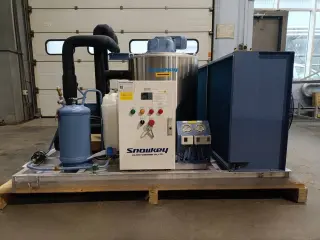 Льдогенератор чешуйчатого льда F30API Snowkey 3 т/сутки, НОВЫЙ