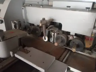 Четырехсторонний станок пятишпиндельный