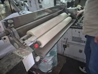 Вклейка окошек HSW-1000 DBFIC, 2007 г.в., ширина заготовки макс. - 1000 мм