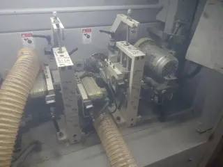 Кромкооблицовочный станок TS50A
