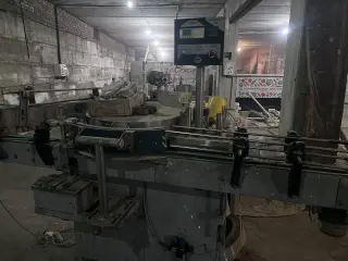 Этикетировочная машина ЭР-8