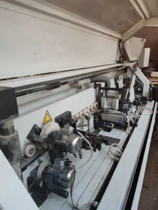 Кромкооблицовочный прямолинейный станок Tecnoma 84