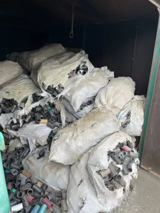 Продажа огромного количества пластика