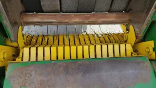 Пресс подборщик John Deere 590 (пресс Джон Дир)