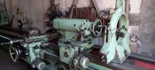 Токарный станок с длинной станиной, модель 1м658 (1м65-8)