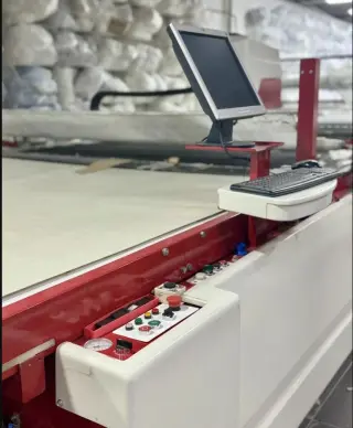 Автоматический раскройный комплекс Investronica CV070