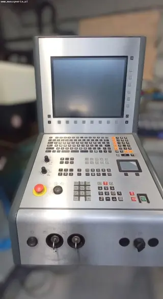Вертикальный обрабатывающий центр с ЧПУ DECKEL MAHO DMC 63 V