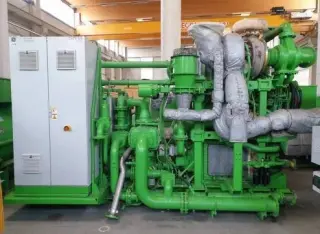 ГПД Jenbacher Генераторная установка с газовым двигателем, 2 000 Квт., 6,3 кВ, В Контейнерном блоке