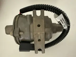 Топливоподкачивающий насос Caterpillar