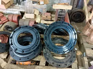 Крышка щеки 104910200110 дробилки СМД-110
