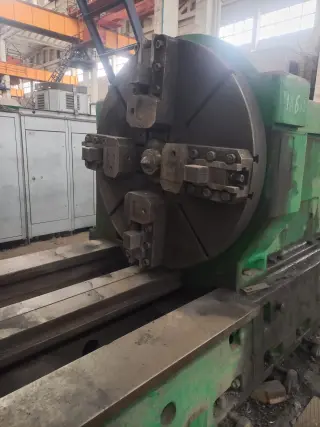 Тяжелый токарный станок 1А665