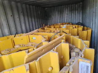Гусеница 175-32-02661 Komatsu 2ШТ