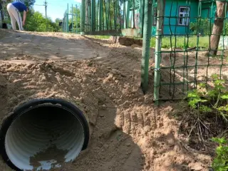 Труба пластиковая гофрированная канализационная D-630мм, L-4300мм