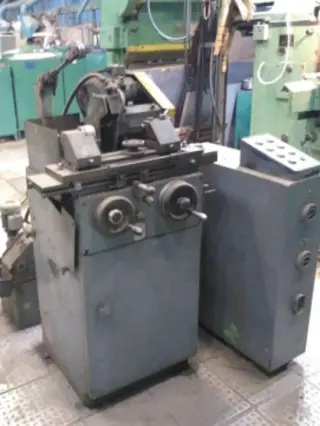 Круглошлифовальный станок 3А10П