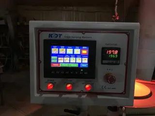 Автоматический кромкооблицовочный станок KDT-468J