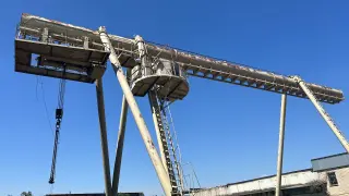 Два козловых крана. 15 и 12тн