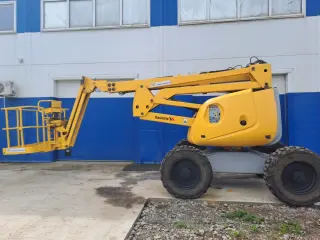 Коленчатый подъемник Haulotte HA16 PXNT