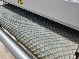 Калибровально-шлифовальный станок qcmac SRP1000-1