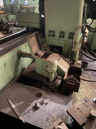 Плоскошлифовальный станок 3Д725