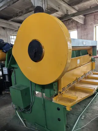 Продаем Ножницы гильотинные Н3118