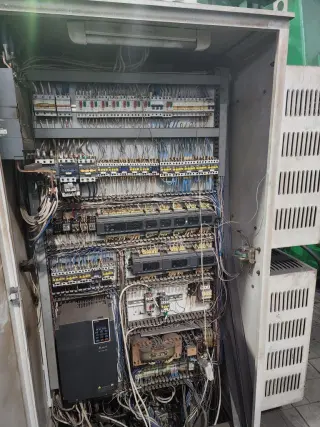 Продольно-фрезерный FLP 1600