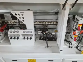 Кромкооблицовочный станок Filato 4000U