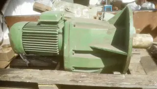 Мотор-редуктор цилиндрический ZG5 KMP 112 M4-50-5.5 кВт