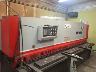 Гидравлические гильотинные ножницы MTP HSH-6x3200