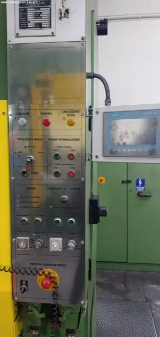 Гидравлический пресс DIEFFENBACHER PO 500A