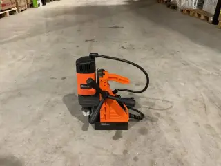 Магнитная сверлильная машина Daewoo DAMD1600