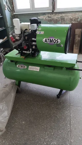 Винтовой компрессор с ресирвером Atmos Albert E 50