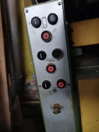 Шлифовальный станок Butfering 1300
