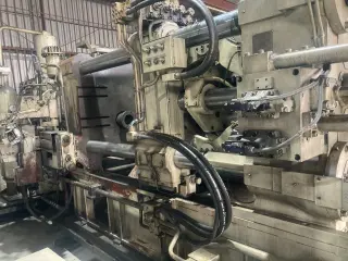 литьевую машину по алюминию на 350тн и 500тн