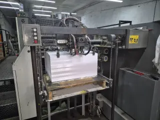 Komori lithrone 528, 2001 г.в., 5 секций, А2 формат