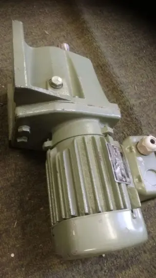 Мотор редуктор ZG5-50-110-5,5Квт