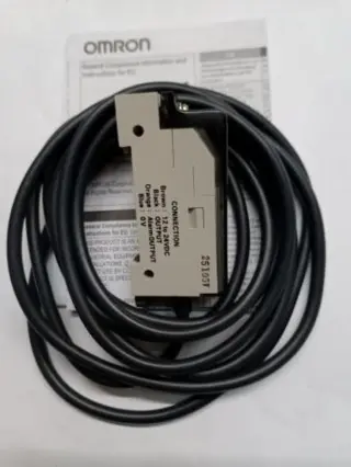 E3C-JB4P Omron - Усилитель для E3C датчика