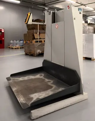ШТАБЕЛЬНЫЙ ПОДЪЁМНИК POLAR