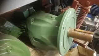 Мотор‑редуктор ZG3‑31,5 KMRB 80 (производство ГДР)