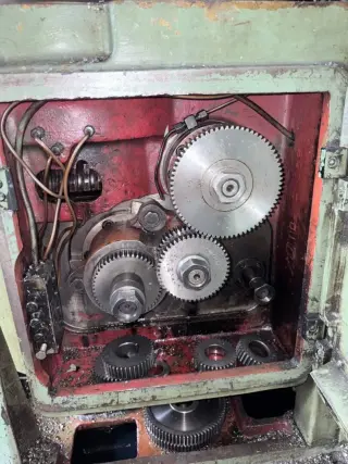 Зубофрезерный станок 5а312 1281