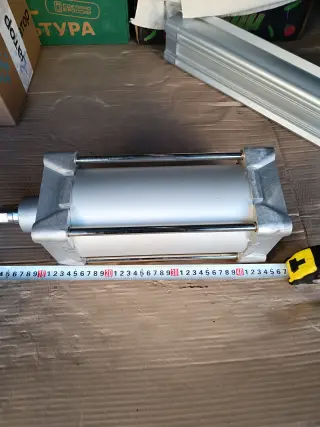 Пневмоцилиндр 60M2L125A0160