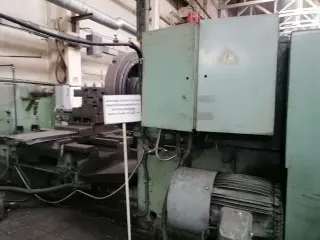 Станок лоботокарный (Японец) РМЦ 2500 мм. Диаметр обработки ¤1200 мм. (¤ 2300 мм - 350 мм) Каменск Уральский.цена 3750 000 с ндс