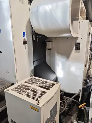 Обрабатывающий центр с ЧПУ MIKRON VCE 1000X PRO
