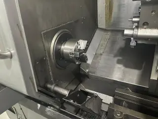 Токарно-револьверный обрабатывающий центр с ЧПУ HAAS ST-10