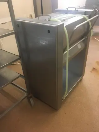 Машина для снятия пленки с кусков мяса Weber ASE 553