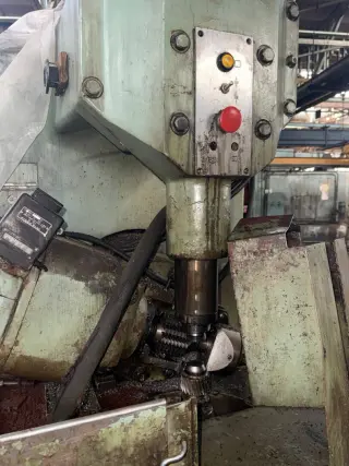 Зубофрезерный станок 5Б312 (42044, зав. №922)
