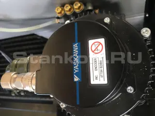 Оптоволоконный лазерный станок для резки металла LF3015CN/6000 IPG