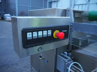 Горизонтальная поточная упаковочная машина флоупак Ulma ARTIC C BI